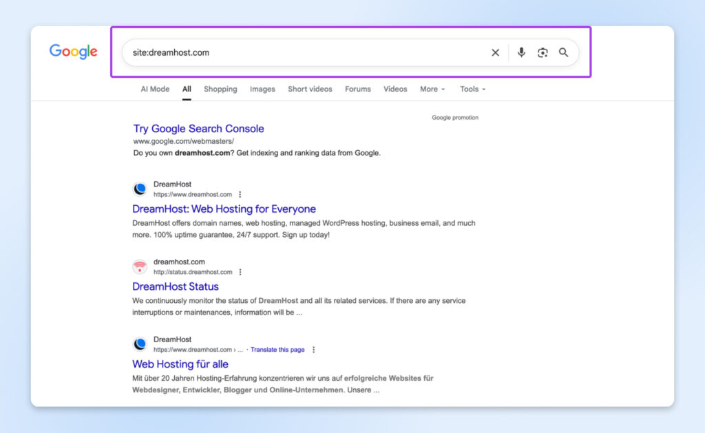 Captura de pantalla de búsqueda en Google para “site:dreamhost.com” que muestra la página principal de DreamHost, la página de estado y la página de hosting en alemán en los resultados.