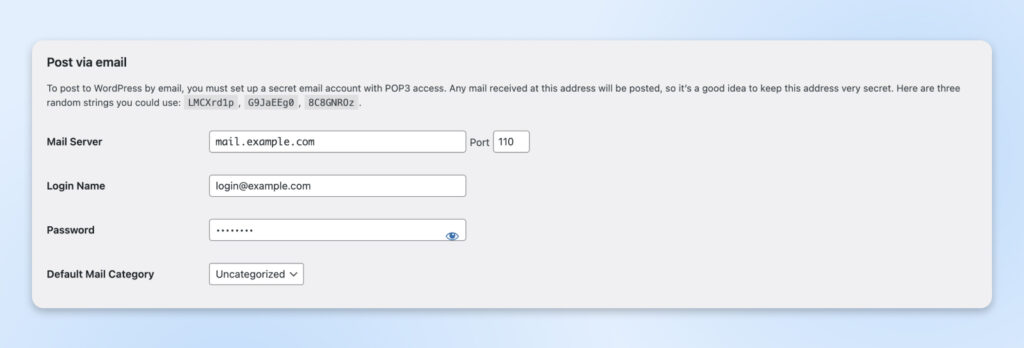 Sección de Configuración de Escritura de WordPress que muestra la configuración para publicar mediante correo electrónico, incluyendo las opciones de servidor de correo, inicio de sesión, contraseña y categoría predeterminada del correo.