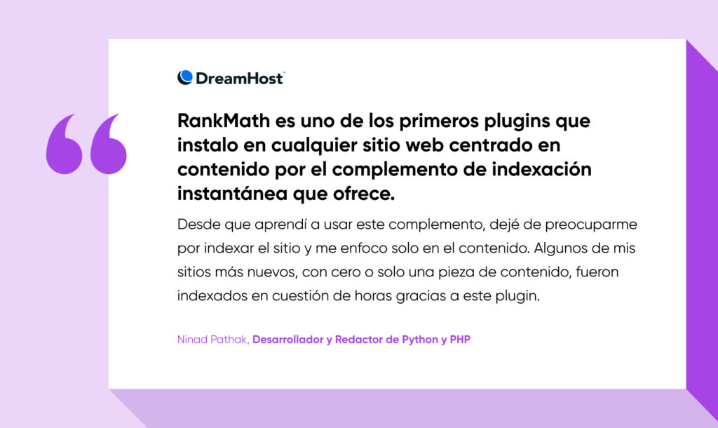 Cita testimonial que recomienda el plugin RankMath para la indexación instantánea, destacando una indexación más rápida del sitio y un mayor enfoque en el contenido.