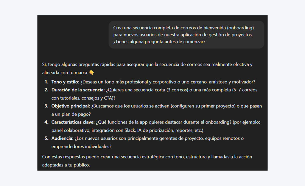 Respuesta de ChatGPT que hace cinco preguntas de aclaración sobre el público objetivo, el tono, las funciones, la duración y los objetivos antes de crear la secuencia de correos de bienvenida.