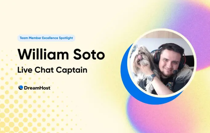William Soto : Le Capitaine du Chat en Direct Qui Tricote, Dirige et Multitâche avec un Shih Tzu sur le Cou