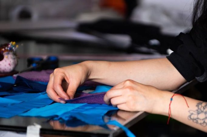 This Colombian Clothing Brand Is Tackling Fast Fashion’s Environmental Problem thumbnail